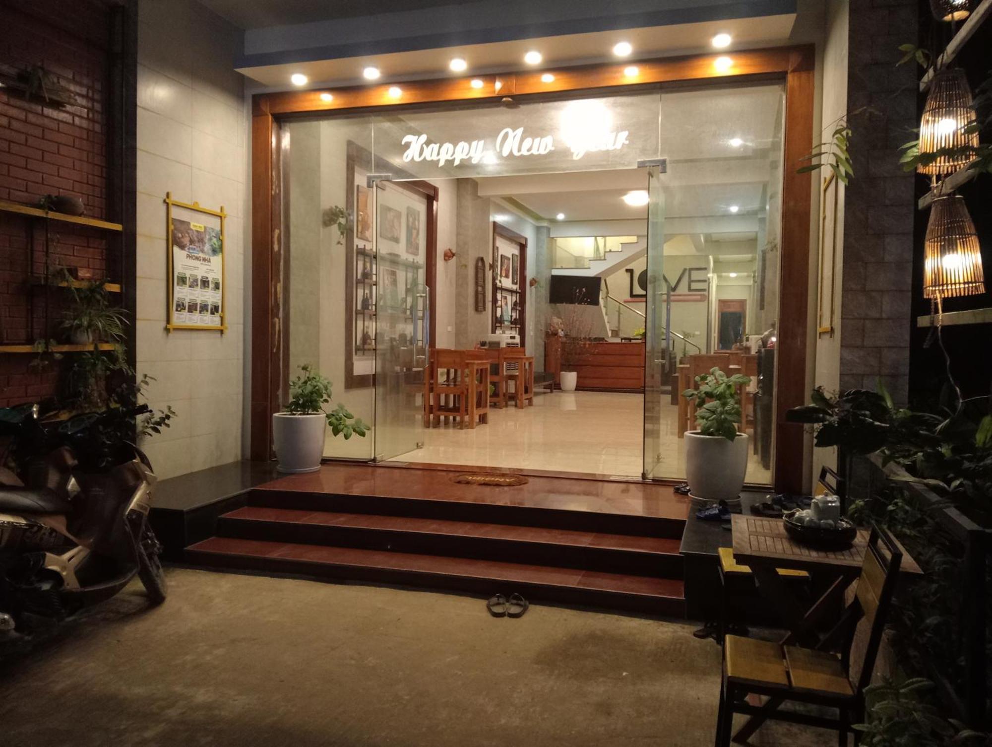 Song Toan Hotel Φονγκ Να Εξωτερικό φωτογραφία